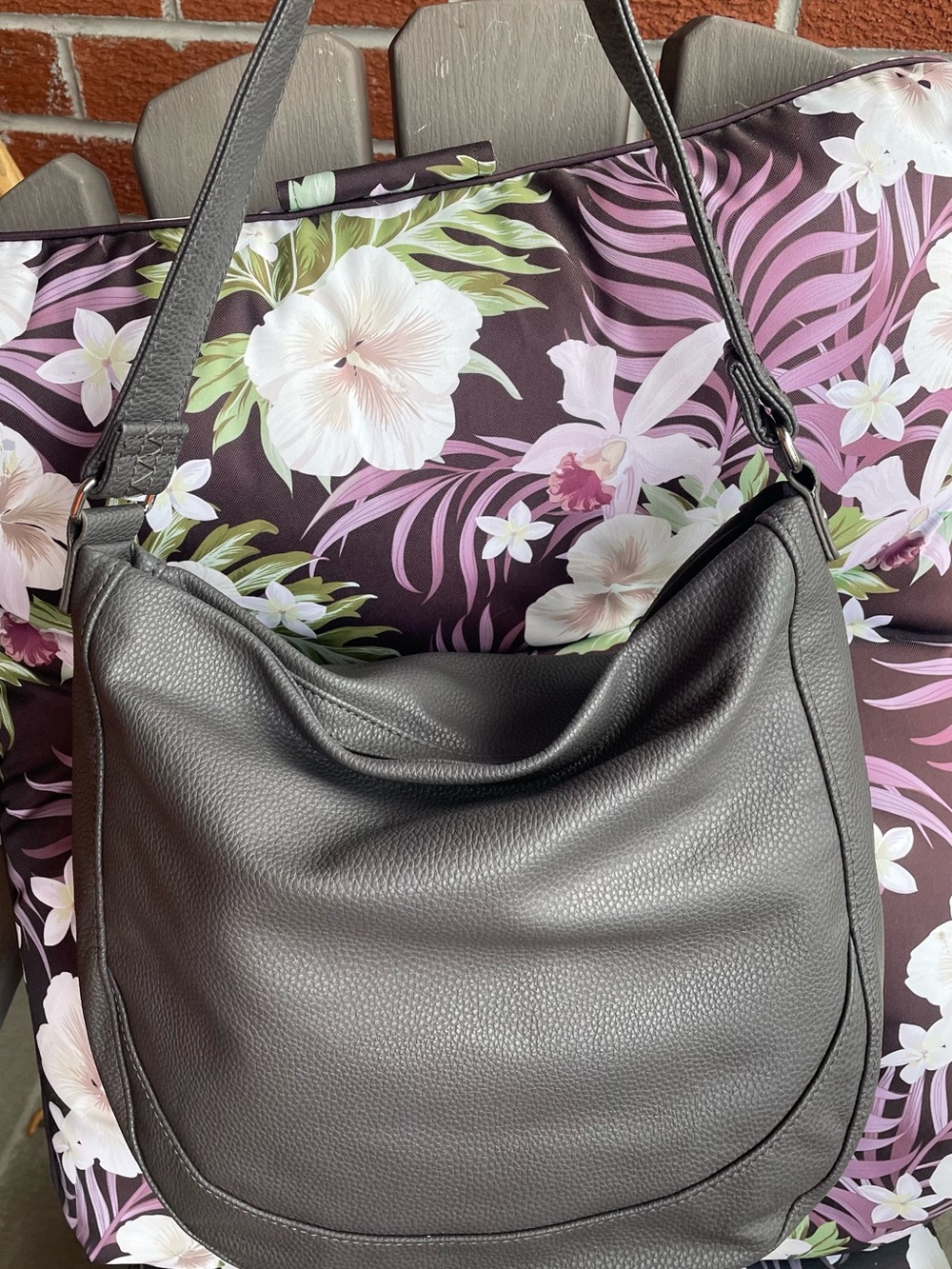 Thirty One Midway Hobo in Grey 🩶